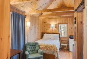 Trailside Cabin with Screened Sunroom, AC & Pets - Image 2