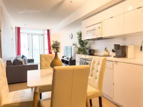 Comfy Suites Rogers Centre Free Parking - Image 4