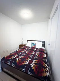 Comfy Suites Rogers Centre Free Parking - Image 3