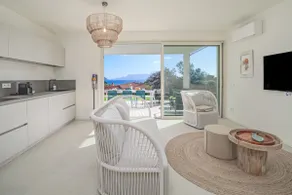 Cala Sole Suite - by And Service - Image 3