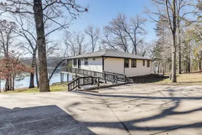 Waterfront Deck, Shell Knob Gem on Table Rock! - Image 3