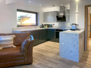 The View - Retreat in Cornwall just for two - Image 3