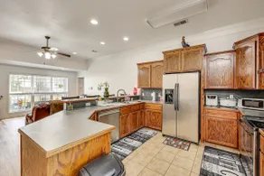 Close to Hospitals! Family Gem in West Monroe - Image 2