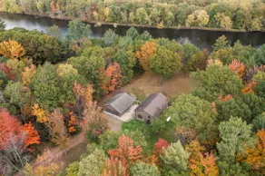 River Oaks Retreat on the Wisconsin River - Image 2