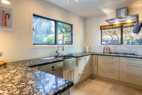Villa De La Isla - Ocean views in Onetangi - Image 5