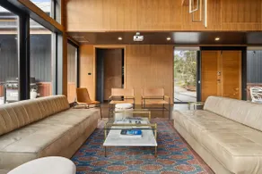 Sandbox House - An Architectural Mountain Retreat - Image 5