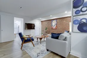 Sojourn's Dupont Circle Getaway - Image 2