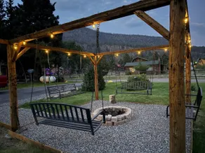 The Happy Place Cabin - Image 3
