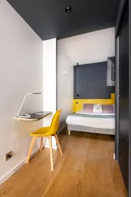 Standard Apartment-Private Bathroom with shower - Image 5
