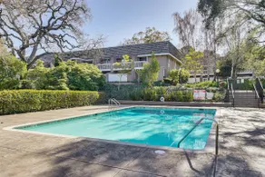 Pool Access! Base to See Stanford & Int’l Soccer - Image 3