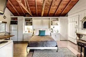 The Evergreen Nest| Romantic Coastal Escape - Image 3
