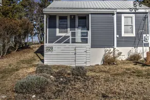 Pet-Friendly Bayfront Cottage | Serene Views, Wild - Image 4