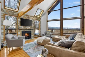Amazing Views Hot Tub Deck FirePit & Game Room - Image 2