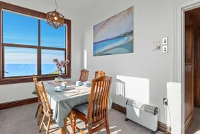 The Professor's Beach House - Brighton Home - Image 5