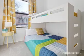 Downtown City View Loft w/ Balcony, Walk to Shops - Image 5