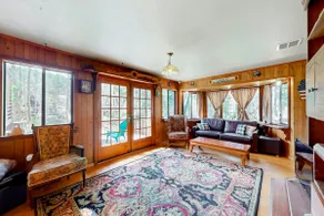 Riverfront dog-friendly retreat with a rustic flai - Image 5