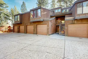 Second-floor lakefront condo with scenic views & easy access to town & slopes - Image 2