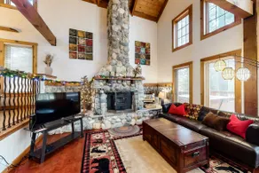 Family-friendly cabin with shared pool hot tub & tennis - near golf & skiing - Image 2