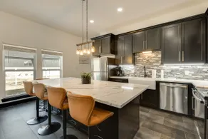 Roo's Hideaway Modern 3BR Near Round Top & A&m! - Image 3