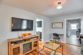 Downtown Brockton Apt < 1 Mi to Local Dining - Image 5