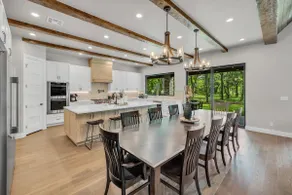 Lakefront Estate on 26 Acres: Hot Tub & Games - Image 2