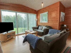 Woodlands View - Image 4