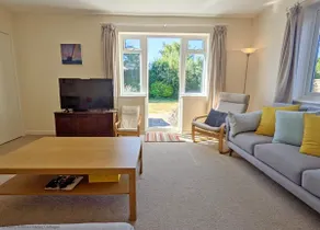 Beacon Square, Emsworth - Image 4