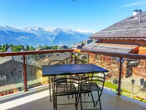 Apartment Domaine des Reines B4 by Interhome - Image 2