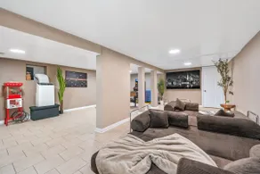Man Cave, PS5, Pool, Gym & Golf | 20 Min to NYC - Image 3