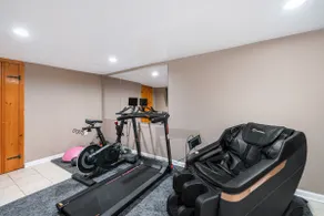 Man Cave, PS5, Pool, Gym & Golf | 20 Min to NYC - Image 5
