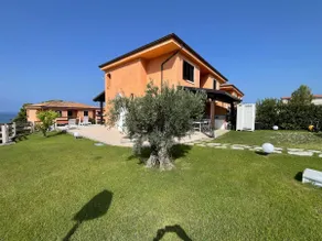 Villa with garden in Belvedere Marittimo - Image 4