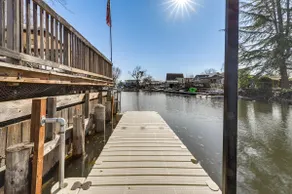Clear Lake Gem on Canal w/ Dock: Dogs Welcome! - Image 5