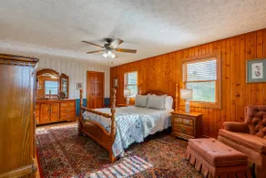 5BR Mountain Farmhouse | 270° Views | Sleeps 10 - Image 5