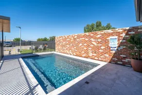 Ropa 2 Bedroom Suite - Luxe Stay in Dubbo 9 - Image 3