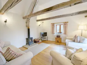 Old Root House, Lavant -  a barn conversion that sleeps 6 guests  in 3 bedrooms - Image 2