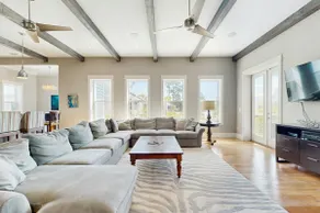 Family-Friendly Getaway w/ a Large Balcony & Patio - Image 2