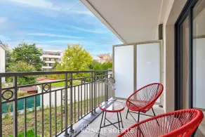 Apartment with balcony – Close to the Hippodrome - Image 3