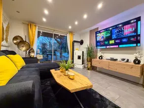 Cosy Chalet – Fibre WiFi – Parking - Image 2