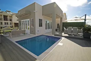 Aurora- 3BR Modern Villa w/ Pool and Fire Pit - Image 2