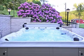 Pool | Hot Tub | 3 Min to Lake | Pets Allowed - Image 2