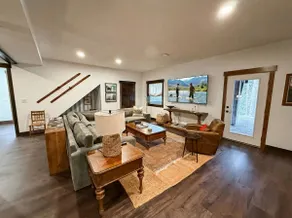 New! Spacious Lodge | 3 Kings | Hot Tub & Fire Pit - Image 5