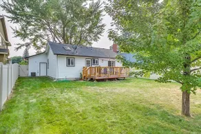 Charming Sunset Park Stay Near Parks & Greenbelt - Image 2