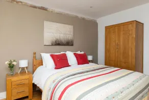 Wren Barn - Cosy 2-bed converted barn in Sidlesham - Image 2
