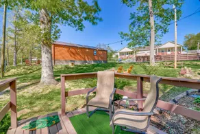 Wooded Cottage with Fire Pit and Boat Parking - Image 2