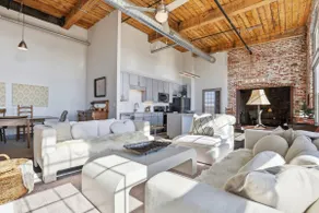 Top Floor River View, Historic Mill Loft, Sleeps 6 - Image 2
