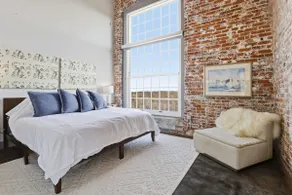 Top Floor River View, Historic Mill Loft, Sleeps 6 - Image 3