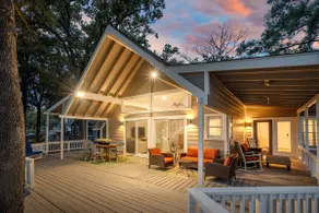 Lakefront Oasis Outdoor Living Dock/Fishing Pier - Image 5
