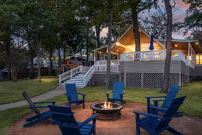 Lakefront Oasis Outdoor Living Dock/Fishing Pier - Image 2