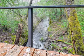 Limpy Creek Access! Family Retreat in Grants Pass - Image 3