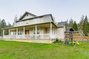 Limpy Creek Access! Family Retreat in Grants Pass - Image 2
